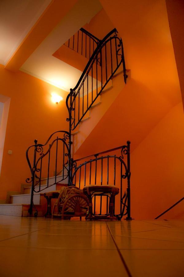 Nemethy Panzio Otel Debrecen Dış mekan fotoğraf